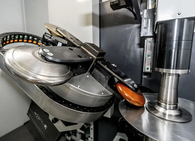 CNC Controlled Tool Engagement for Variable-Radius Turbine Rim Recesses